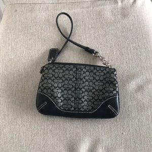 Black coach wristlet- used in excellent condition